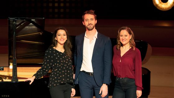 Victoires de la Musique Classique 2019 : pour la Révélation artiste lyrique sont nommés 2 mezzo-sopranos et 1 baryton basse, (de g à d) Ambroisine Bré, Guilhem Worms, Eléonore Pancrazi - photo by Nathalie Guyon / France 3