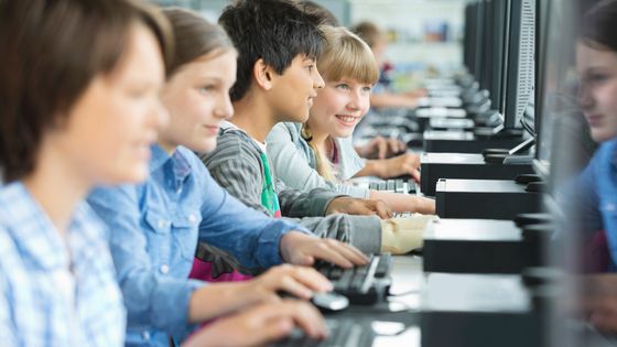 L'informatique devient une discipline scolaire à part entière. ©Getty - Compassionate Eye Foundation/Chris Ryan