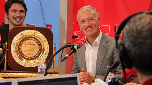 Didier Deschamps avec son trophée