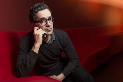 Le metteur en scène, homme de théâtre, plasticien et scénographe Romeo Castellucci le 19 janvier 2017 à l'Opéra national de Lyon Le metteur en scène, homme de théâtre, plasticien et scénographe Romeo Castellucci le 19 janvier 2017 à l'Opéra national de Lyon