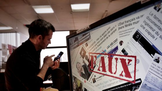 "Santé, science, doit-on tout gober?" de Florian Gouthière aux Editions Belin ©Maxppp - Frantz bouton/PHOTOPQR/NICE MATIN