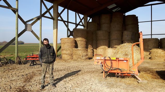 Stéphane Devulder, dans son exploitation de Noiron-sur-Beze