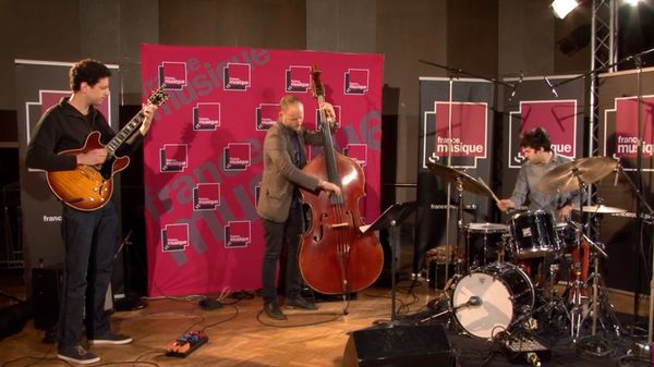 Le Trio Yuval Amihai interprète "Skylark"
