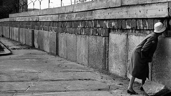 Mur de Berlin 1961 ©Getty - Robert Lacke / Getty
