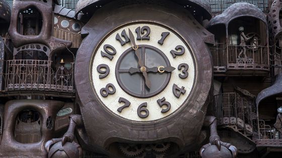 L'horloge géante de Miyazaki à Tokyo des Studios Ghibli ©Getty - John S Lander