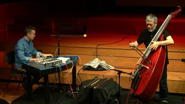 Improvisation de Paul Rogers et Santiago Quintans