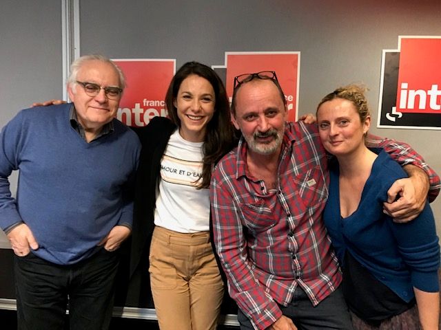 "Vous Les Femmes", de g. à d. : Albert Algoud, Marina Lorenzo, Daniel Morin, Aurore Auteuil