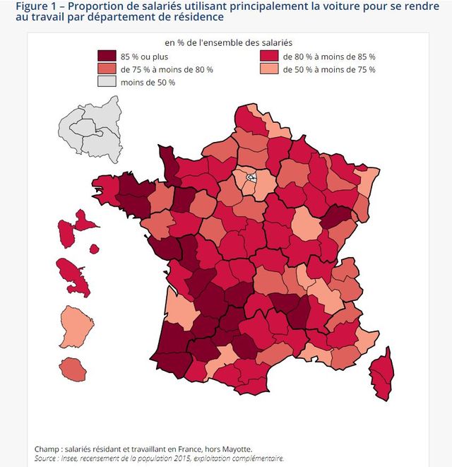 Proportion de salariés utilisant principalement la voiture pour se rendre au travail par département de résidence