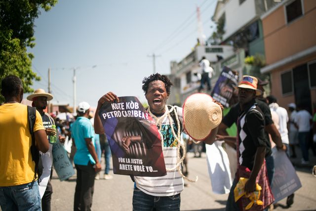 Parmi les revendications des manifestants, la transparence autour de l'utilisation du fonds d'aide PetroCaribe