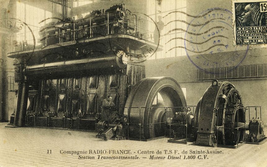 Carte postale montrant l'émetteur de Sainte-Assise, en Seine-et-Marne, en 1931
