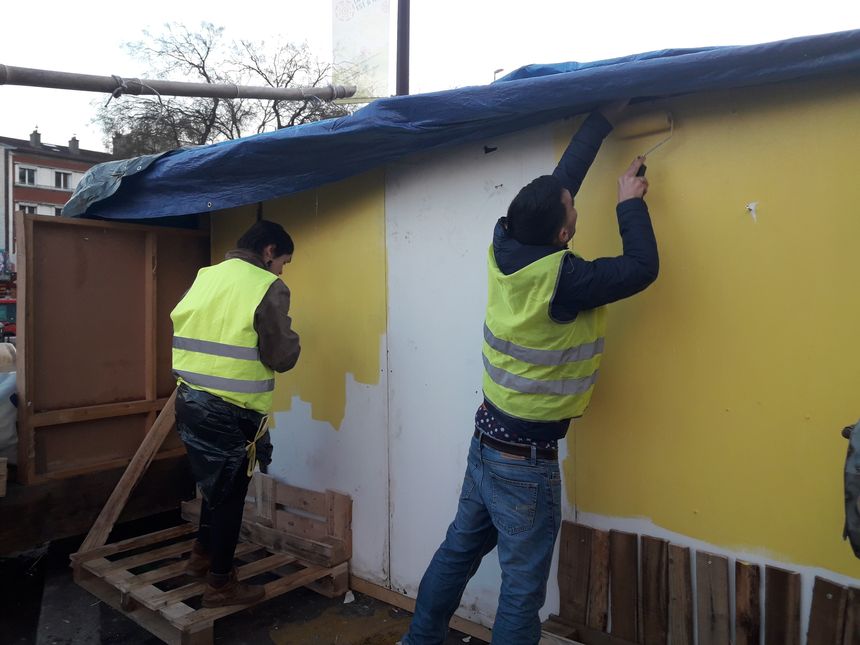 Les Gilets Jaunes à la "cabane" de Montreuil, février 2019.