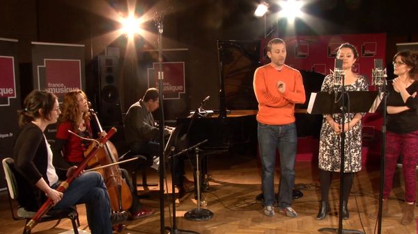 "L'Apéritif" d'Audran et "Carmen" de Bizet (parodie) par la troupe du Ventre de Paris