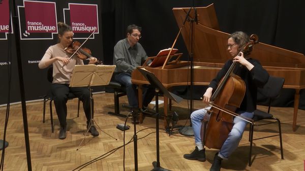 Mozart | Trio K. 502 (Allegro) par Daniel Isoir, Emily Robinson et Stéphanie Paulet