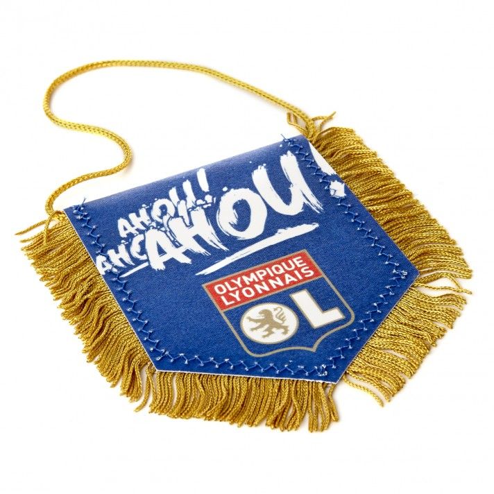 Fanion "Ahou" vendu à la boutique de l'Olympique Lyonnais