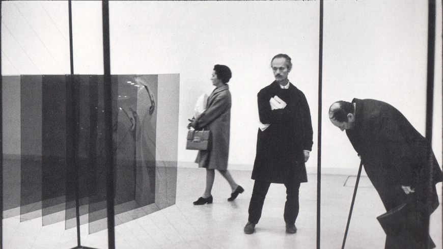 Jean Degottex à l'exposition Kowalski en avril-mai 1969