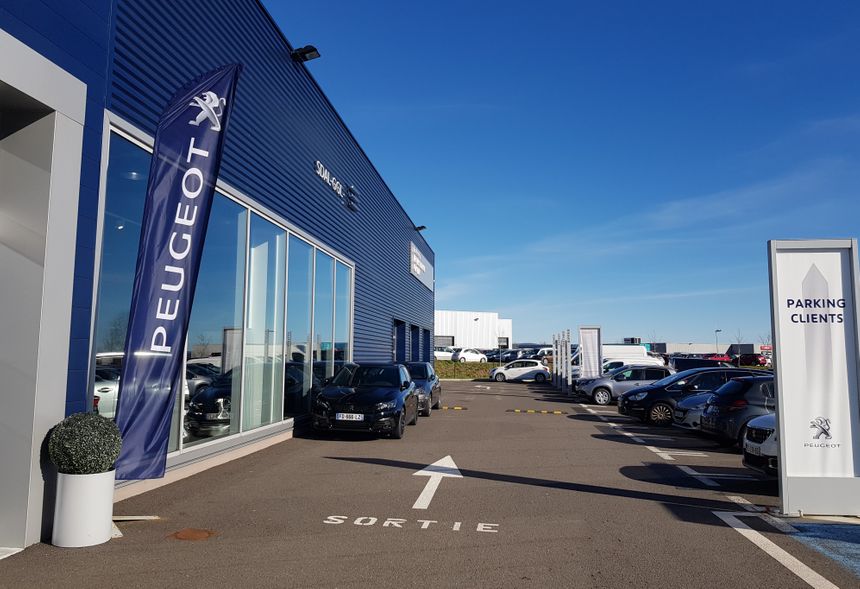 La concession Peugeot au nord de Limoges