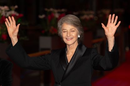 L'actrice Charlotte Rampling lors de la 69ème édition de la Berlinale, pendant laquelle elle a reçu un ours d'or d'honneur. L'actrice Charlotte Rampling lors de la 69ème édition de la Berlinale, pendant laquelle elle a reçu un ours d'or d'honneur.