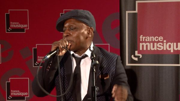 Ballou Canta interprète "Boboto"