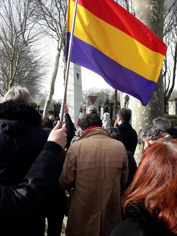 Hommage aux victimes de la Retirada, cimetière du Père Lachaise, Paris.