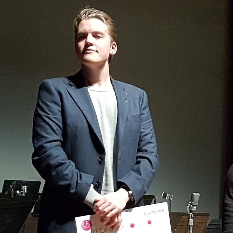 Joel Järventausta au moment e la remise du Prix