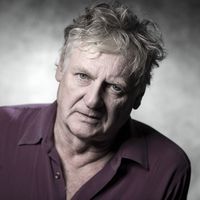 Rodolphe Burger, compositeur, guitariste et chanteur le 27 septembre 2018, à Manosque, pendant le festival littéraire Les Correspondances.