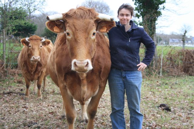 Denis Cheissoux est parti dans les Côtes-d'Armor tendre son micro à Katell Lorré, agricultrice (La petite Ferme d'Emeraude, Coopérative agriculture à Saint-Cast-le-Guildo)