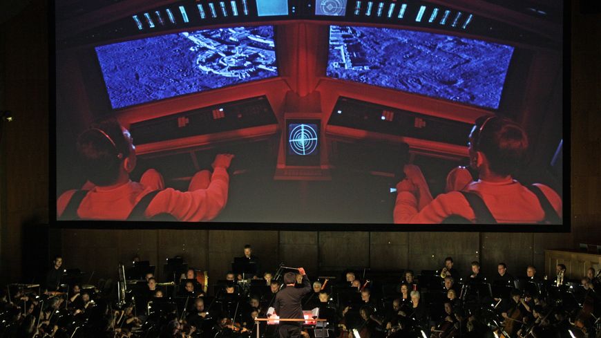 "2001, A space Odyssey" en 2013 par l'Orchestre Philharmonique de New York dirigé par Alan Gilbert