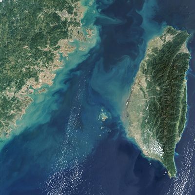 Détroit de Taïwan, l'île face au Continent