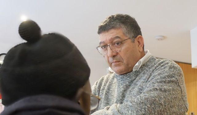Moncef Labidi a créé le café social de Belleville il y a 15 ans