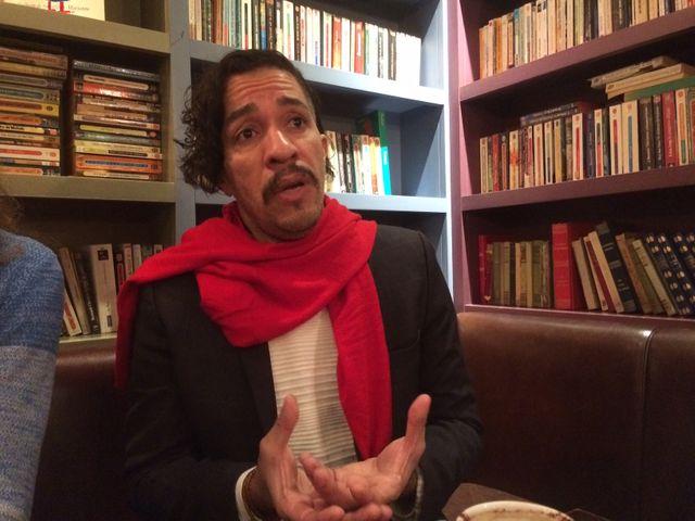 Jean Wyllys, de passage à Paris : "La campagne diffamatoire dont j'ai fait l'objet est partie de mes positions politiques et du fait que j'étais un homosexuel assumé"