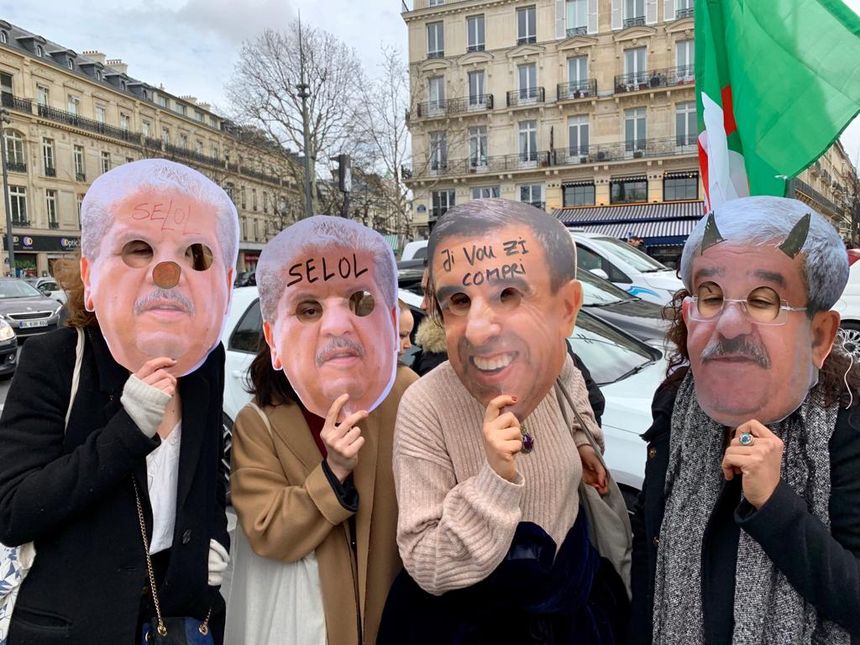 Inès est derrière l'un de ces masques de ces politiques que les Algériens ne veulent plus voir à la tête du pays
