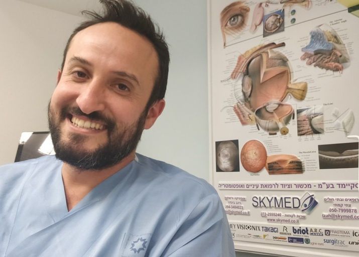 Le docteur David Smadja, ophtalmologue au Shaare Zedek Medical Center de Jerusalem est à l'origine du concept.