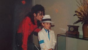 Au Total Quatre Hommes Disent Avoir Ete Agresses Sexuellement Par Michael Jackson Quand Ils Etaient Enfants