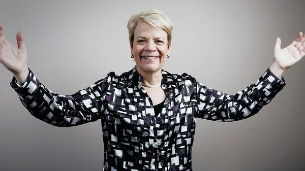 Marin Alsop, cheffe d'orchestre américaine, est l'invitée de Musique Matin