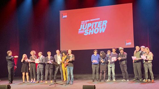 L'équipe de Par Jupiter ! sur scène ©Radio France - Fabrice Rivaud