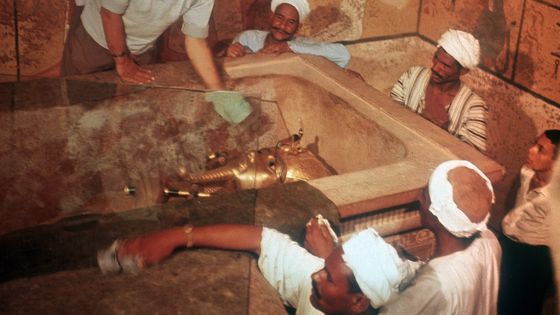 Découverte du tombeau de Toutânkhamon par l'archéologue britannique Howard Carter (le 29 novembre 1922) ©Maxppp - EFE/Newscom/MaxPPP