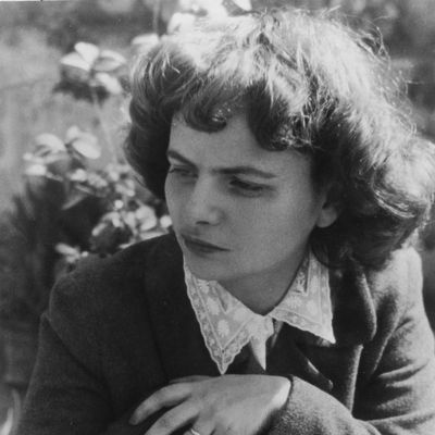 Elsa Morante dans les années 1940