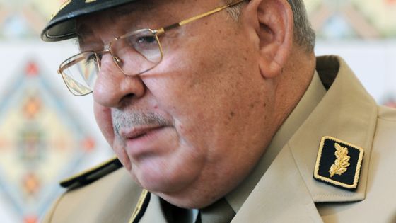 Le chef d’état-major de l’armée algérienne, le général Ahmed Gaïd Salah, qui vient de donner le signal du départ du Président Bouteflika. Photo d’archives de 2014. ©AFP - Farouk Batiche / AFP