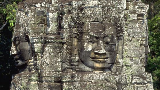 Temple du Bayon au Cambodge, temple central de la ville d'Angkor Thom aux plus de deux cents visages. ©Getty - Jacques SIERPINSKI
