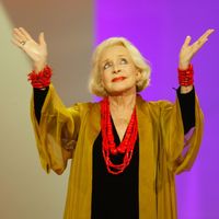 Micheline Presle à la 29ème cérémonie des Césars recevant un César d'honneur, le 21 février 2004.