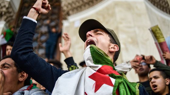 Manifestation dans le centre d'Alger le 10 mars 2019. ©AFP - RYAD KRAMDI