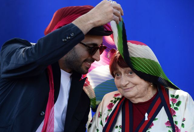 Avec le street-artiste JR, Agnès Varda a réalisé le documentaire Visages, villages, nommé aux Césars.