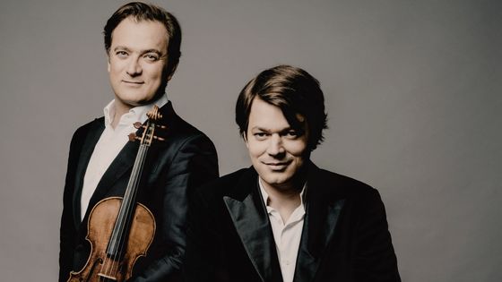 Renaud Capuçon, violon et David Fray, piano : Bach au programme de leur 1ère rencontre au disque (Erato) et de leurs concerts début avril : Paris, Grenoble, Lyon, Genève Heidelberg (2, 3, 7, 8, 9/IV/2019) - ® photo by Marco Borggreve / Warner Classics