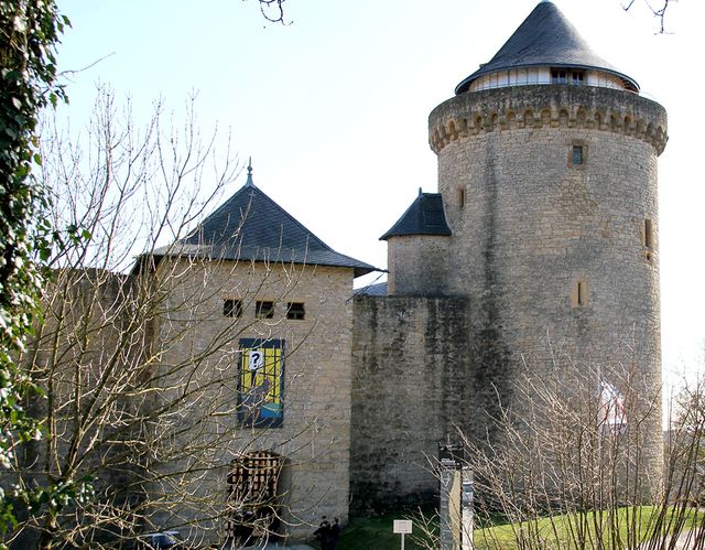 Entrée du Château de Malbrouck pendant l'exposition "Hergé, une vie, une oeuvre"