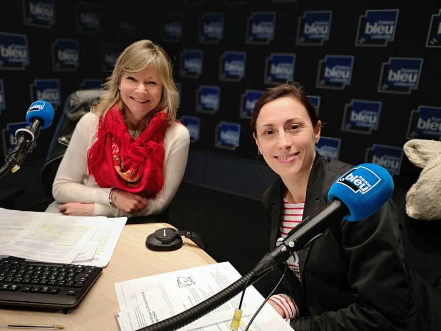 Morgane Ronceray manager accueil à la CPAM et Laetitia Horvais-Le Maguet chargée d'accueil, invitées de France bleu Cotentin le 30 avril 2019.