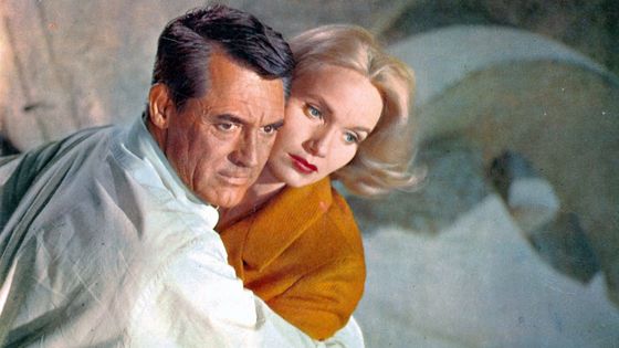 Cary Grant et Eva Marie Saint dans une scène du film ‘’ La Mort aux trousses’’, 1959 / Photo by Metro-Goldwyn-Mayer- Musicopolis ©Getty - Archive Photos / Intermittent