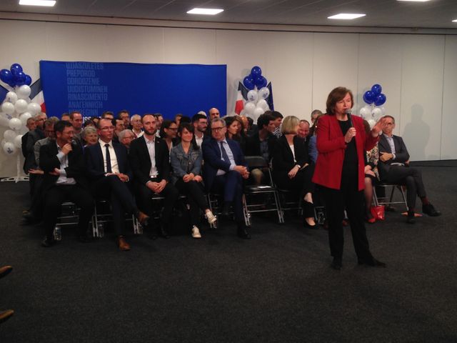 La tête de liste Nathalie Loiseau lors d'une réunion publique à Brest, le 26 avril 2019.