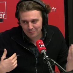 Festival de la coupe mulet : la revanche Belgique - France - Le Sketch avec Valérie Bonneton