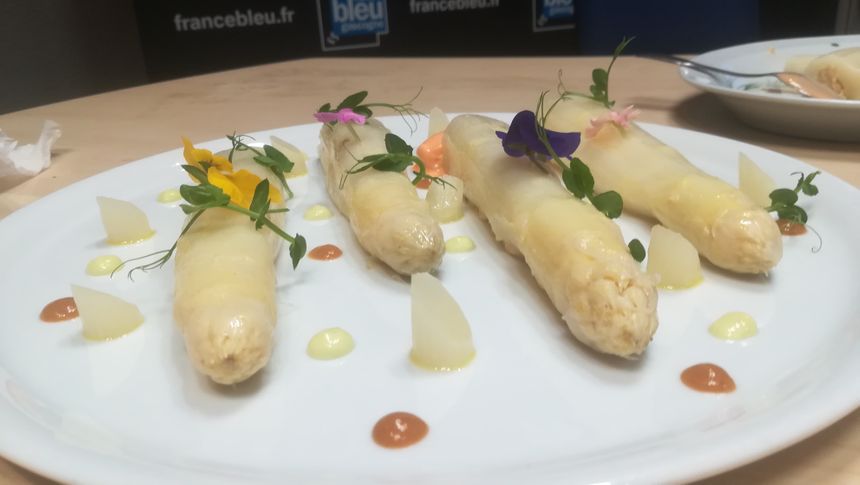 les asperges farcies au tourteau de Clémentine Coussau