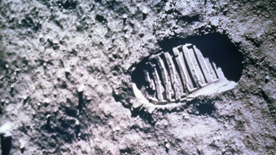 Première empreinte de pas des astroanutes de la mission Apollo 11 le 20 juillet 1969 ©Getty - Purestock